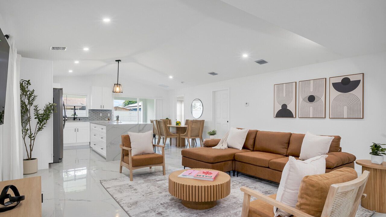 Photo of Livingroom in Lake Worth