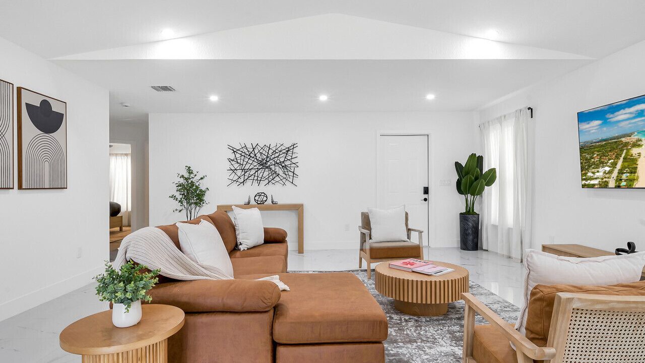 Photo of Livingroom in Lake Worth