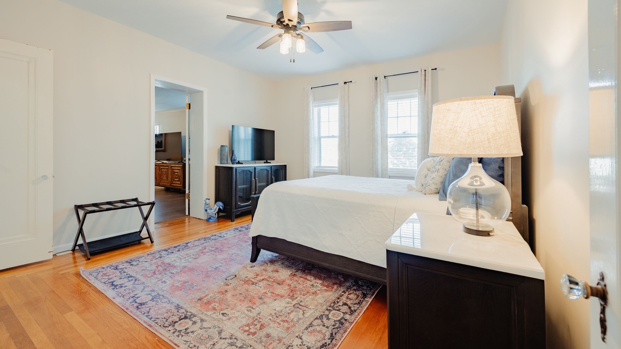 Photo of Bedroom in Russellville