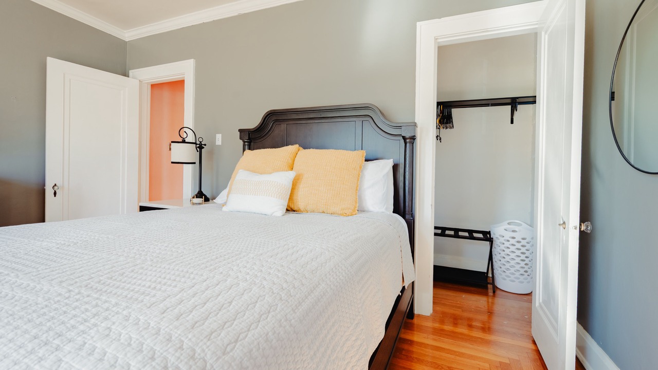 Photo of Bedroom in Russellville