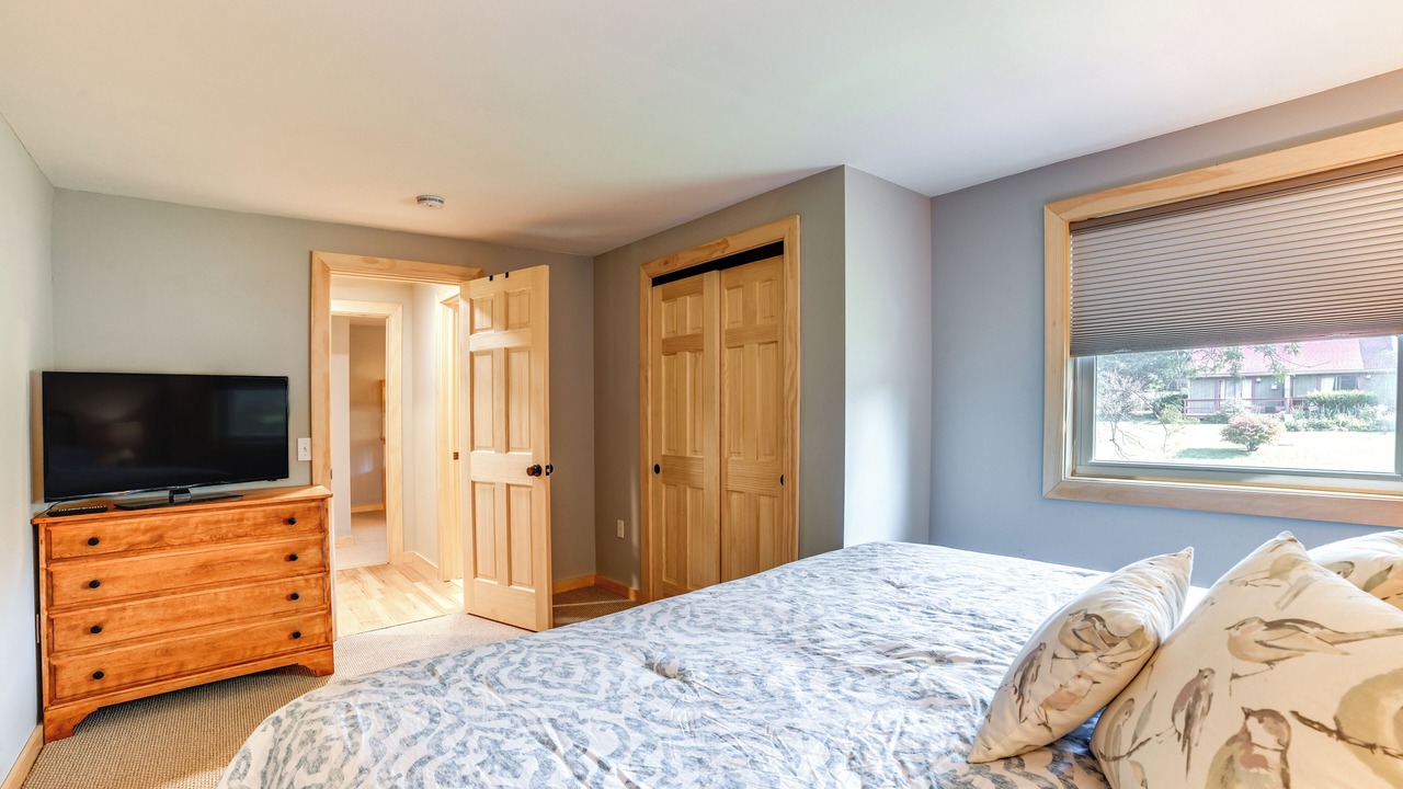 Photo of Bedroom in Blodgett Mills