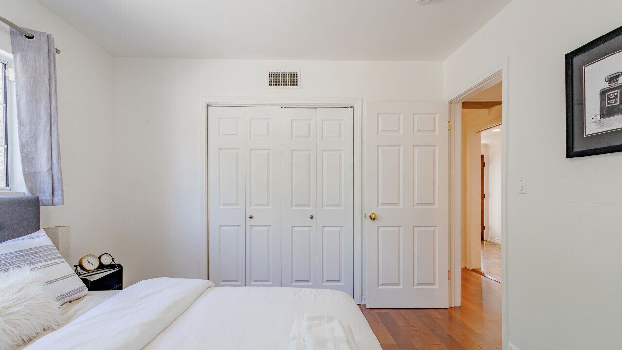 Photo of Bedroom in Sherman Oaks