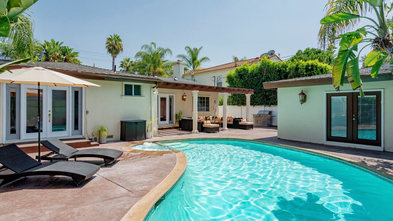 Photo of Outdoor in Sherman Oaks