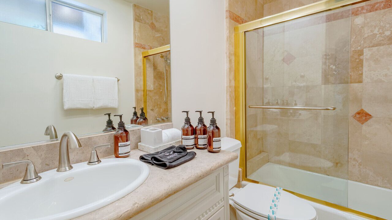 Photo of Bathroom in Sherman Oaks