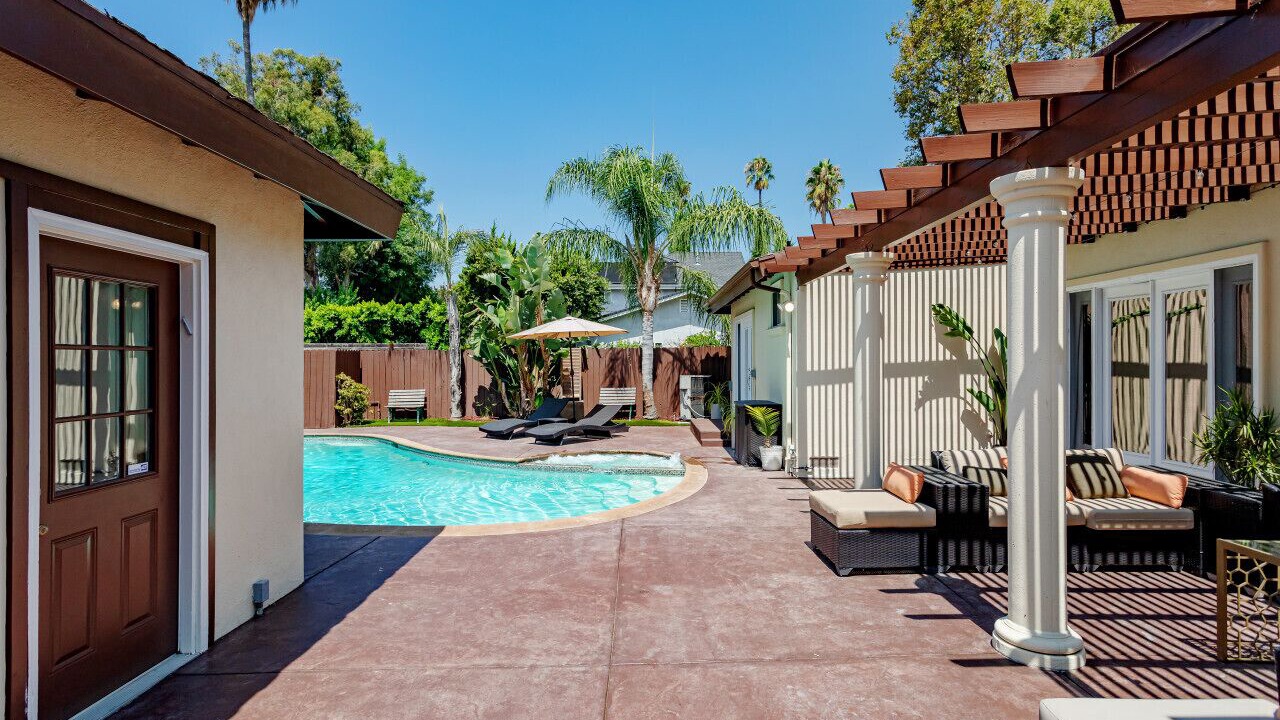 Photo of Outdoor in Sherman Oaks