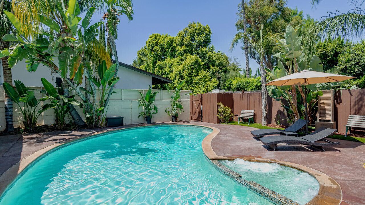 Photo of Outdoor in Sherman Oaks