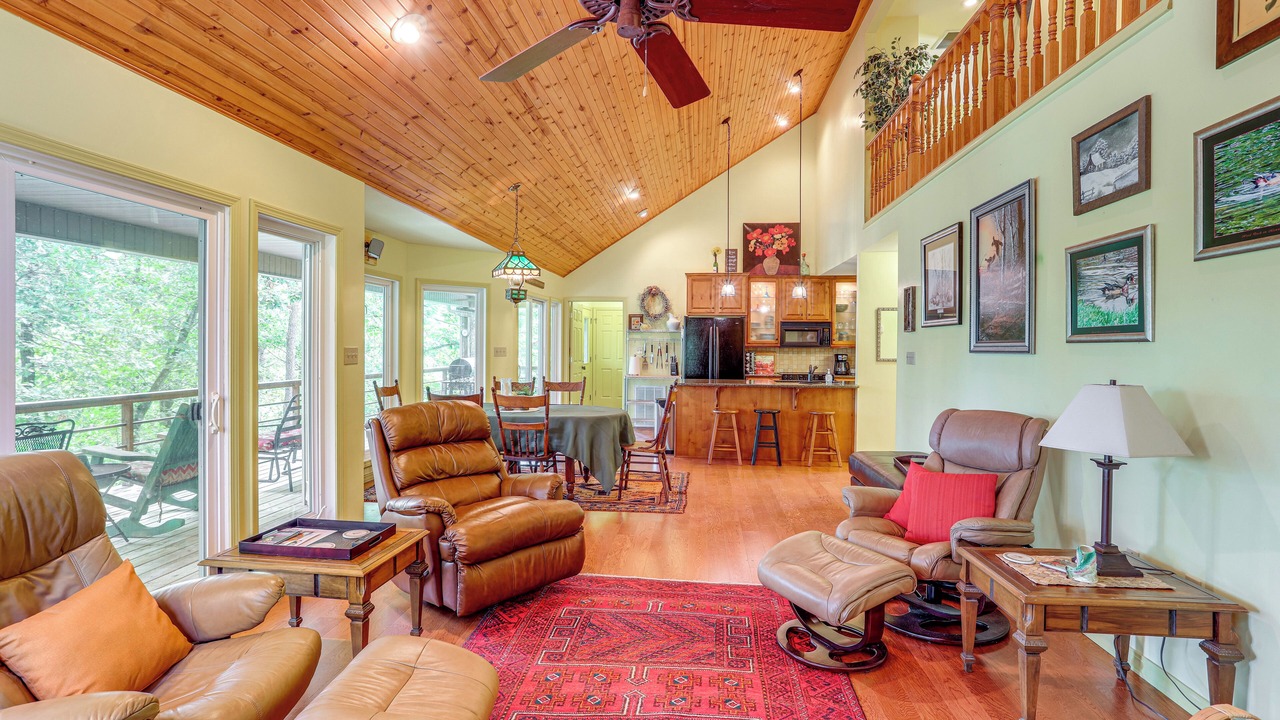 Photo of Bedroom in Mammoth Spring