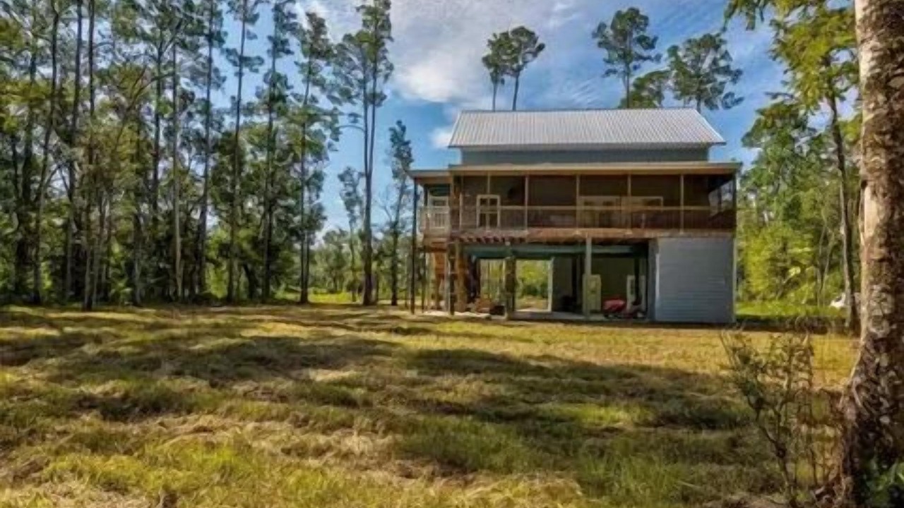 Photo of Outdoor in Inglis