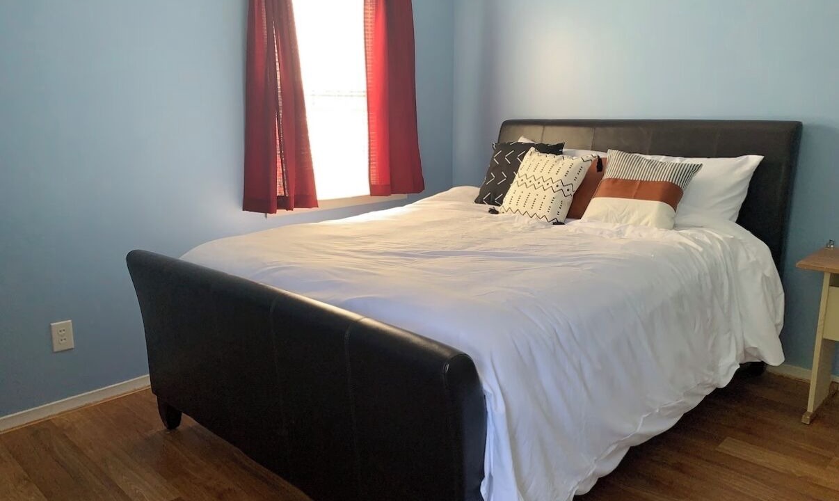 Photo of Bedroom in Champaign