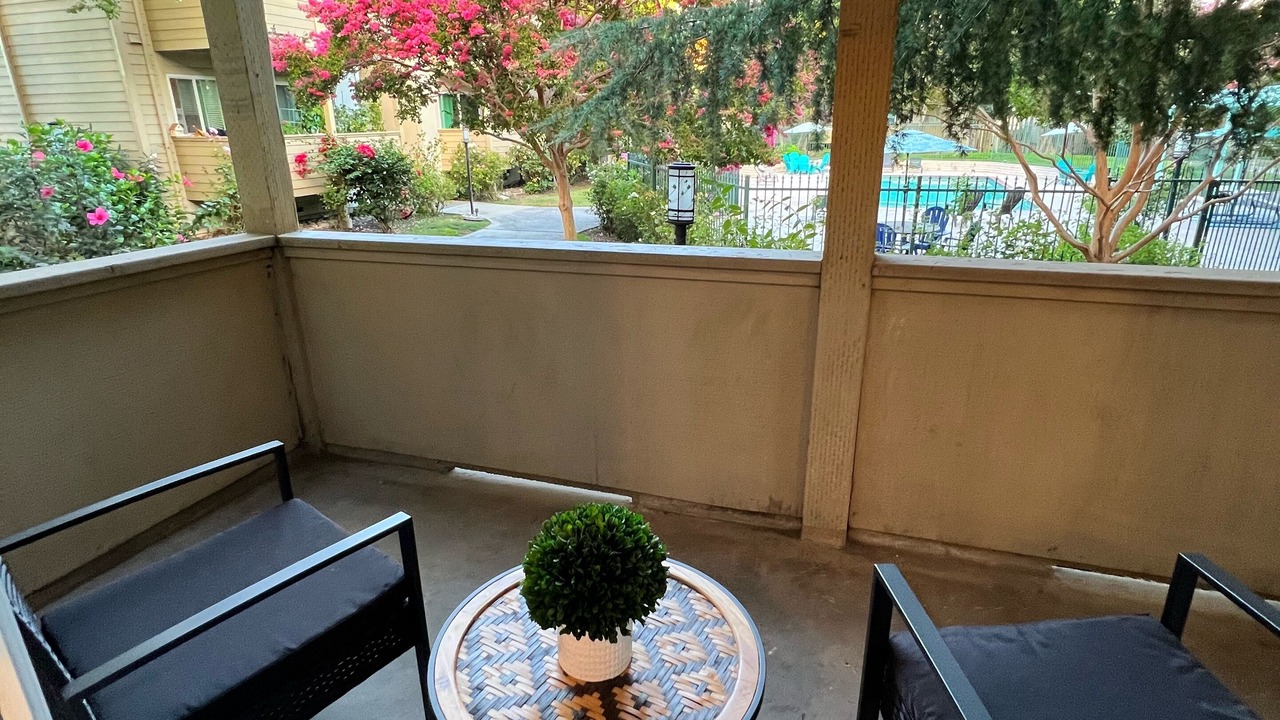 Photo of Patio Balcony in Snail