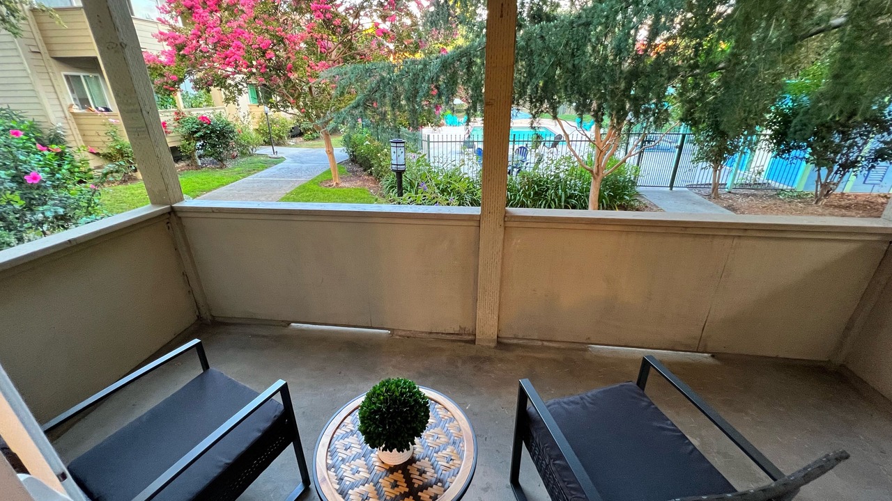 Photo of Patio Balcony in Snail