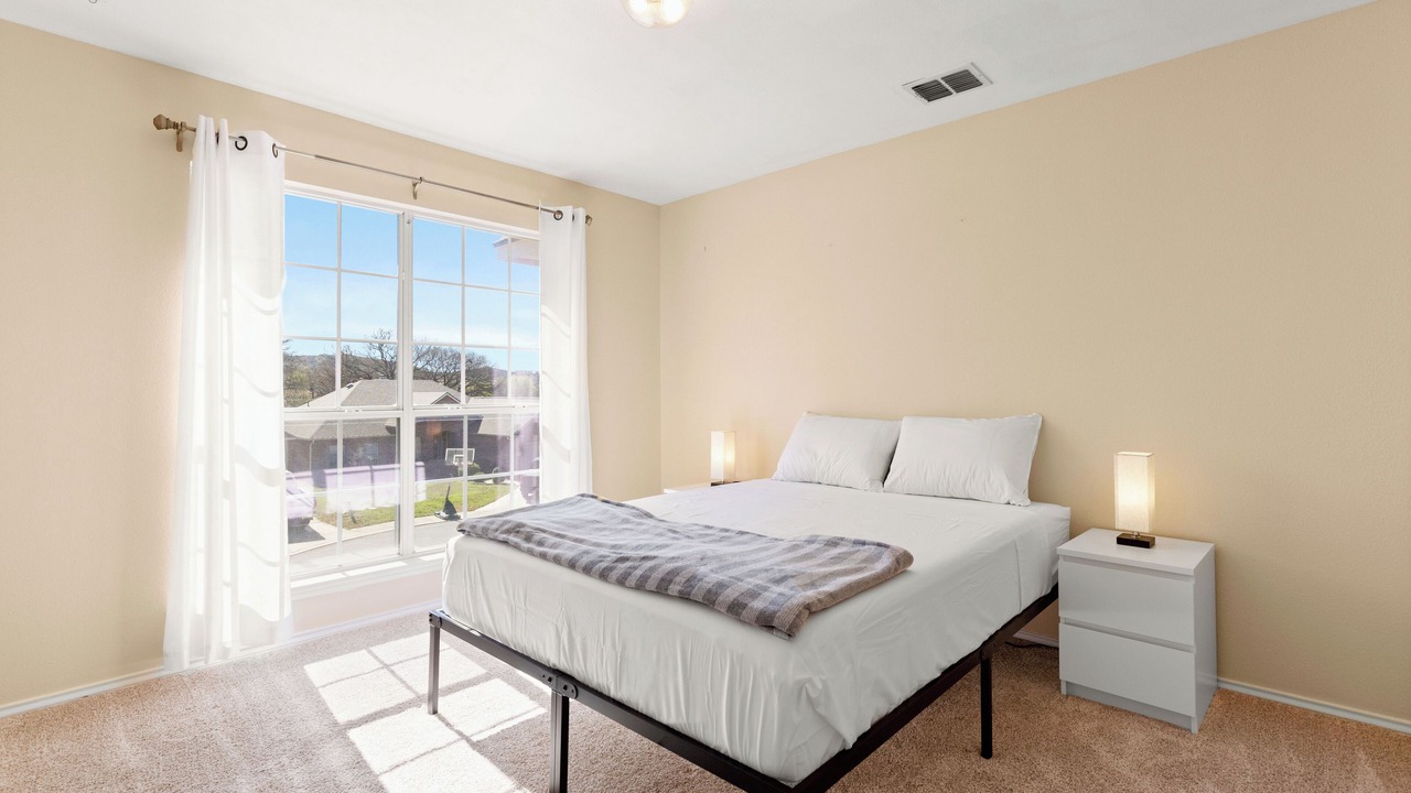 Photo of Bedroom in Scenic Oaks