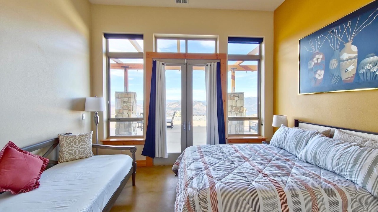 Photo of Bedroom in Chelan