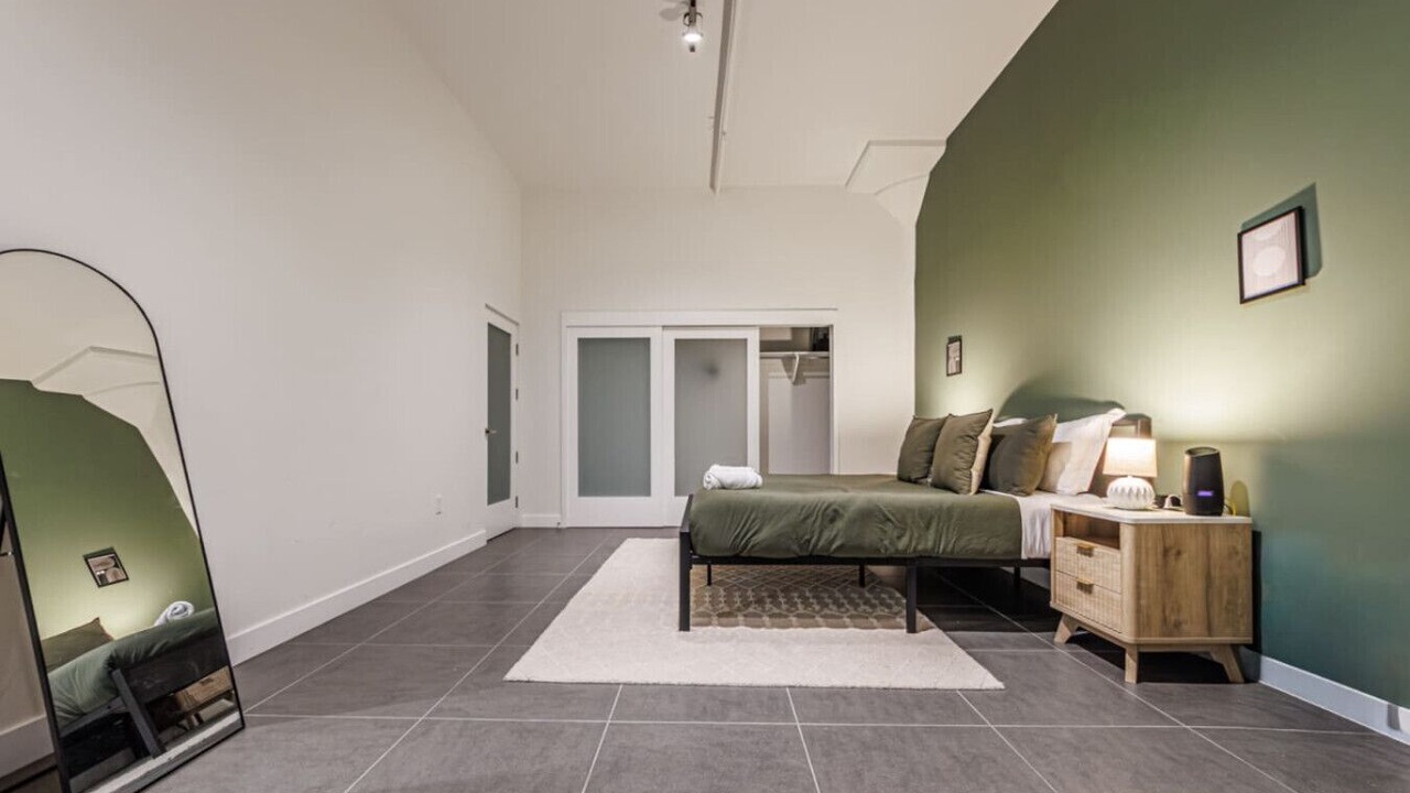 Photo of Bedroom in Downtown Los Angeles