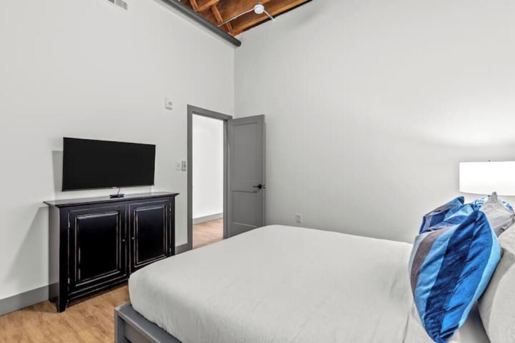 Photo of Bedroom in Downtown St. Louis