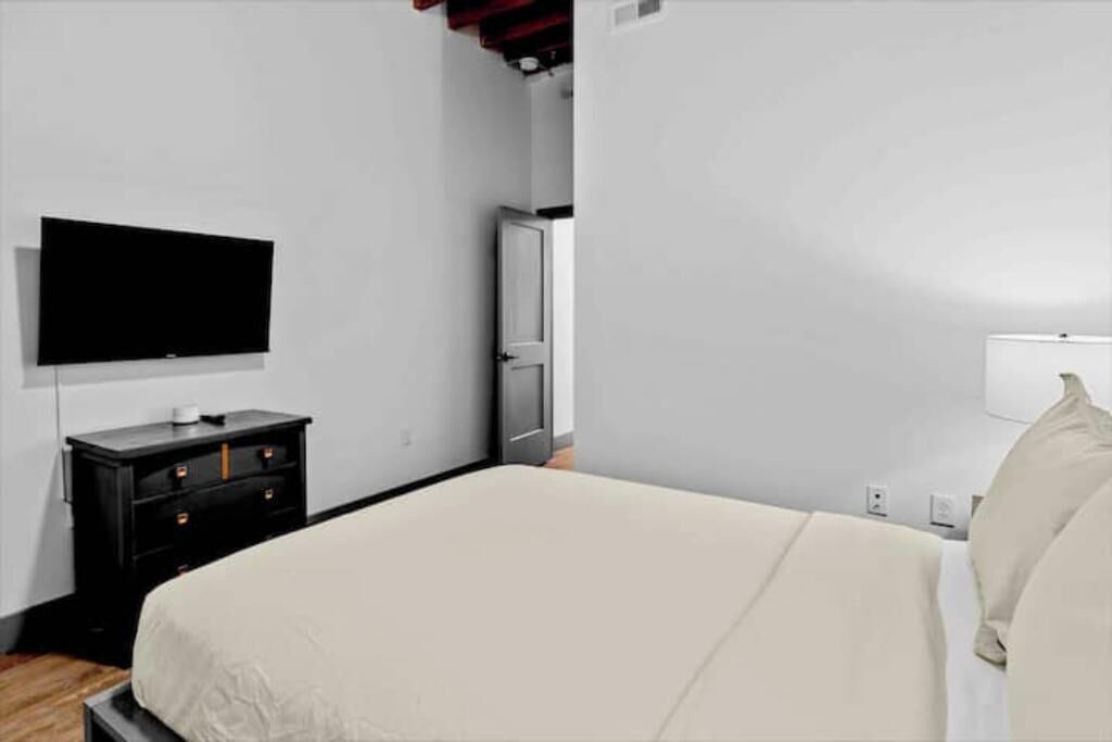Photo of Bedroom in Downtown St. Louis