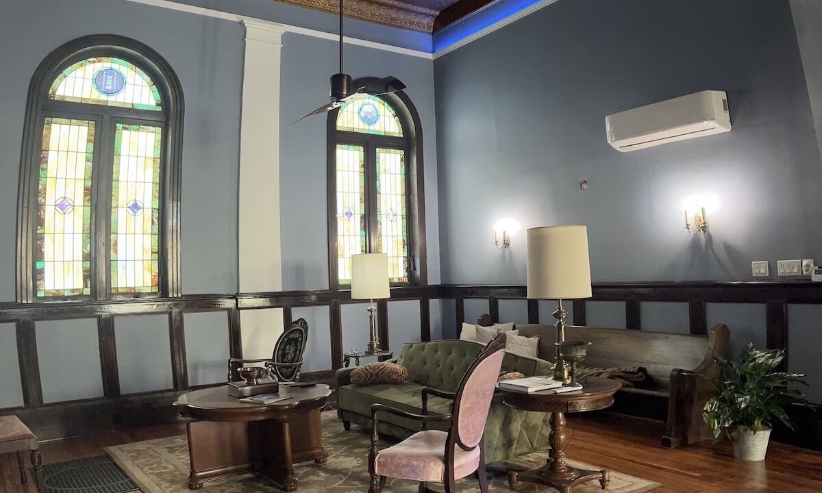 Photo of Livingroom in Bainbridge