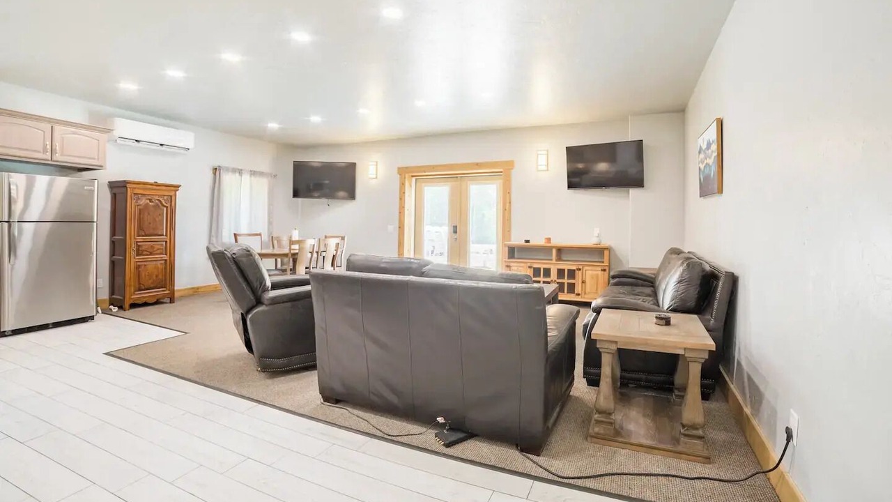Photo of Livingroom in Vinita