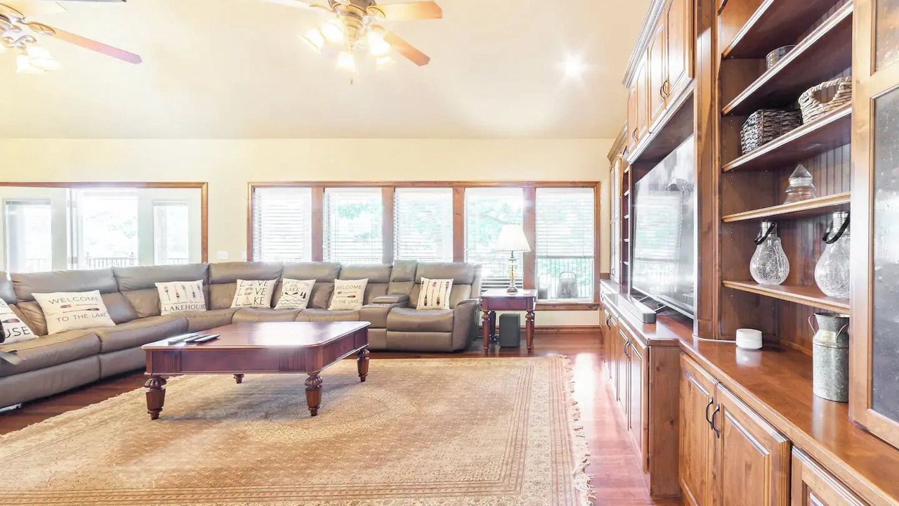 Photo of Livingroom in Vinita