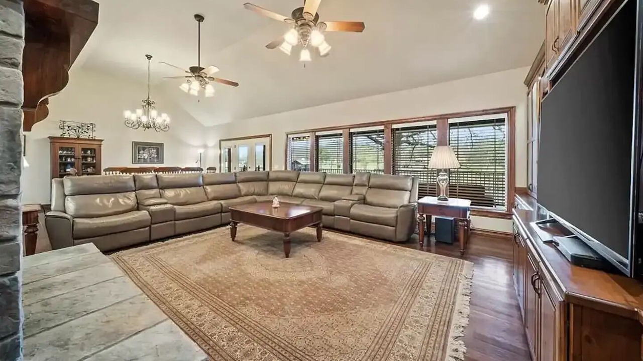 Photo of Livingroom in Vinita