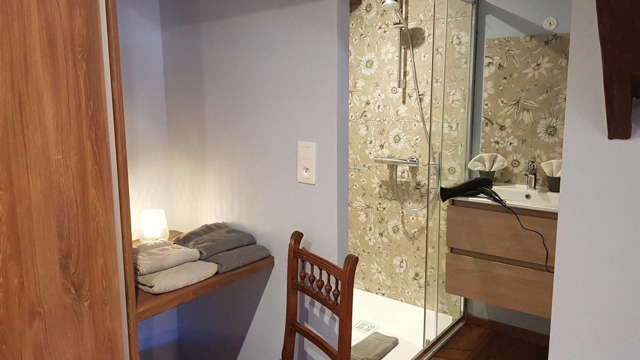 Photo of Bathroom in Liepvre