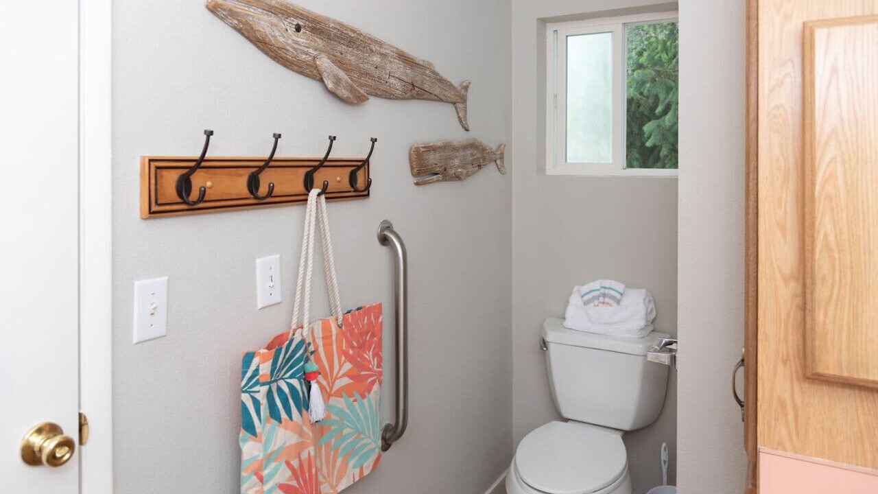 Photo of Bathroom in Grayland