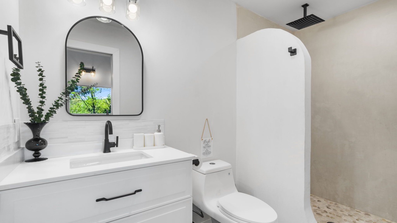 Photo of Bathroom in Paige