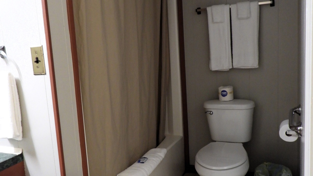 Photo of Bathroom in Royal