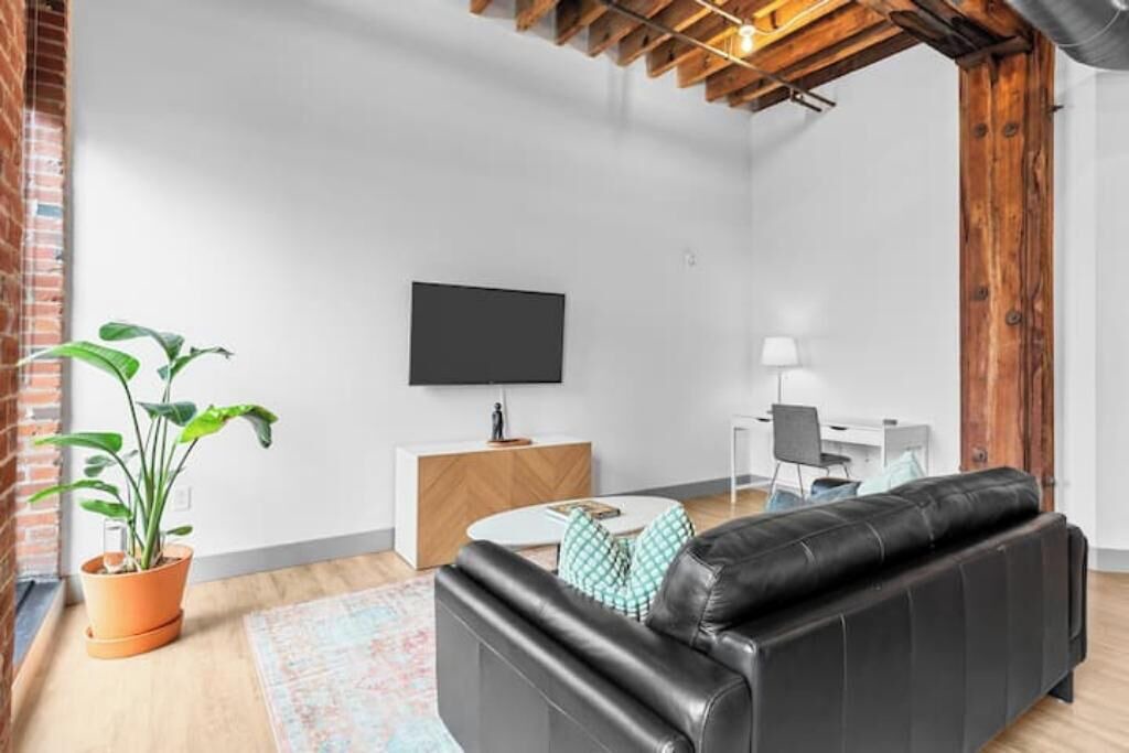 Photo of Livingroom in Downtown St. Louis