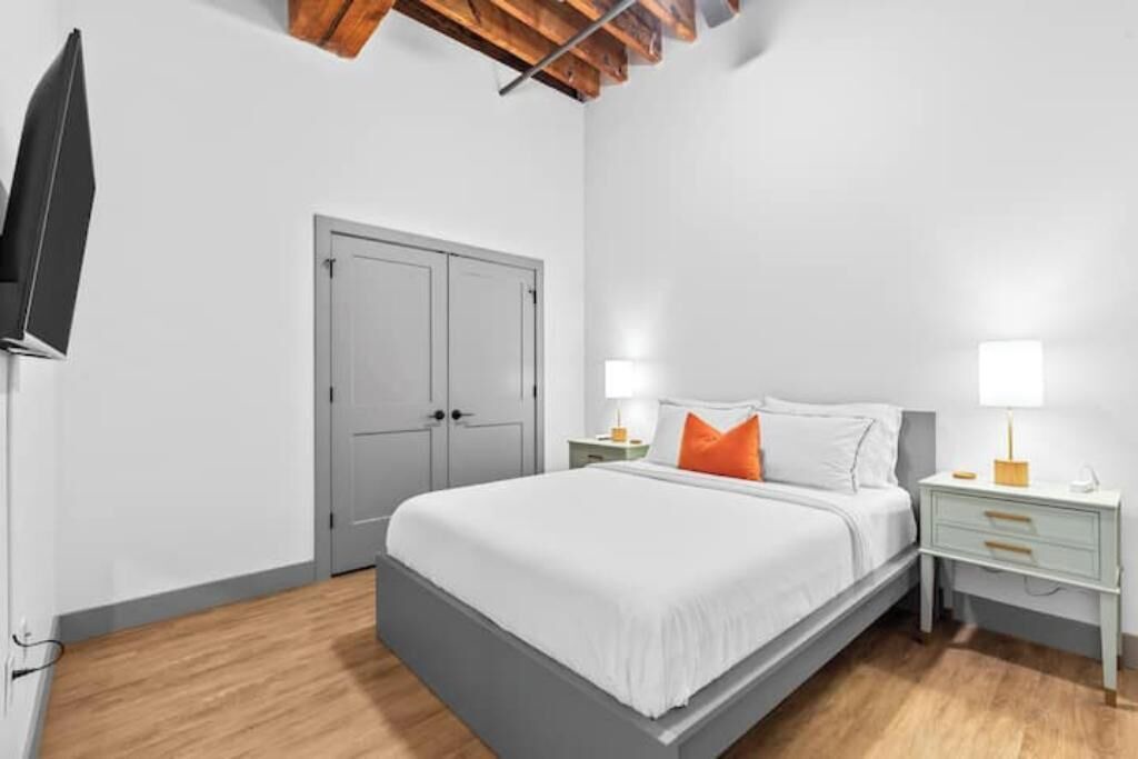 Photo of Bedroom in Downtown St. Louis