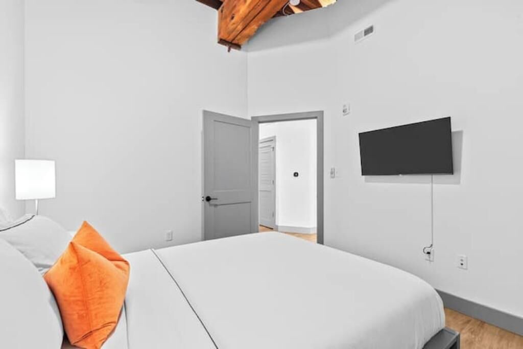 Photo of Bedroom in Downtown St. Louis