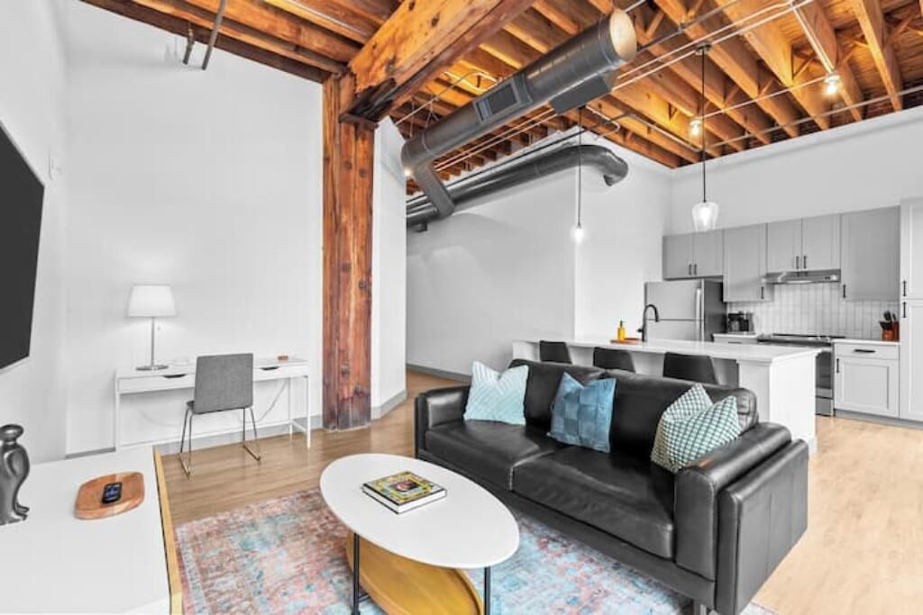 Photo of Livingroom in Downtown St. Louis