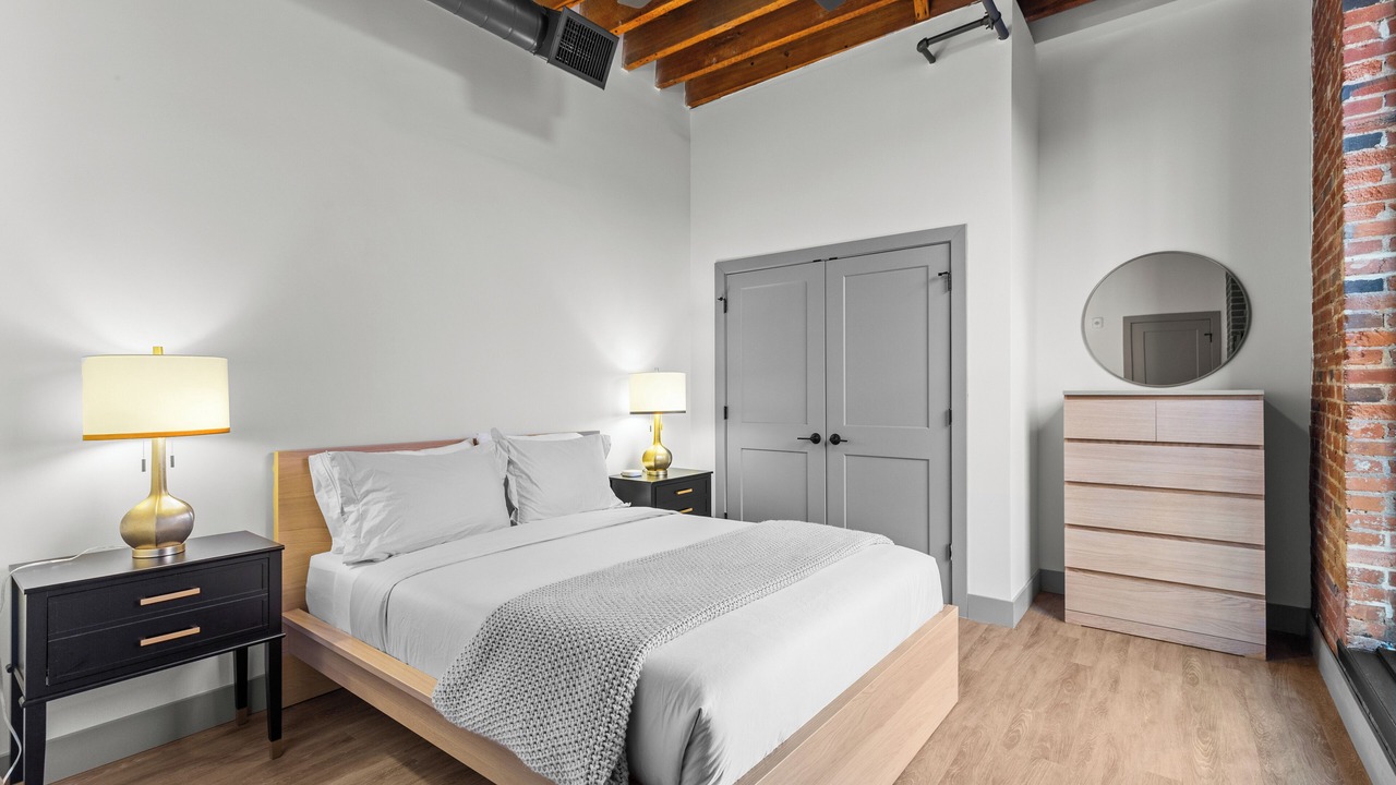 Photo of Bedroom in Downtown St. Louis