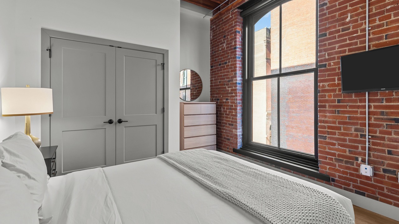 Photo of Bedroom in Downtown St. Louis