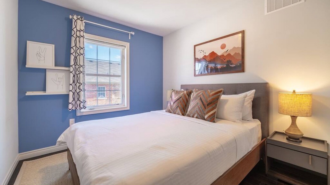 Photo of Bedroom in Mount Hope Huron Park