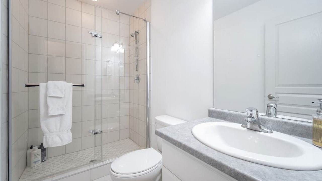 Photo of Bathroom in Mount Hope Huron Park