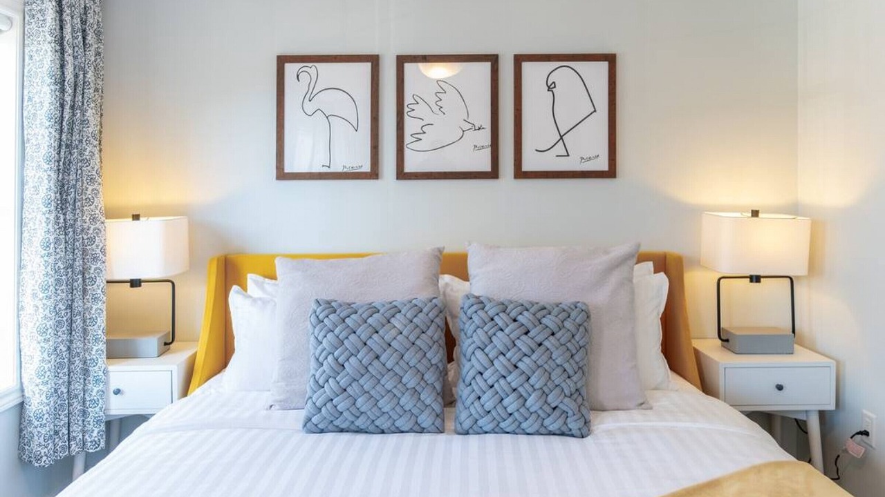 Photo of Bedroom in Mount Hope Huron Park