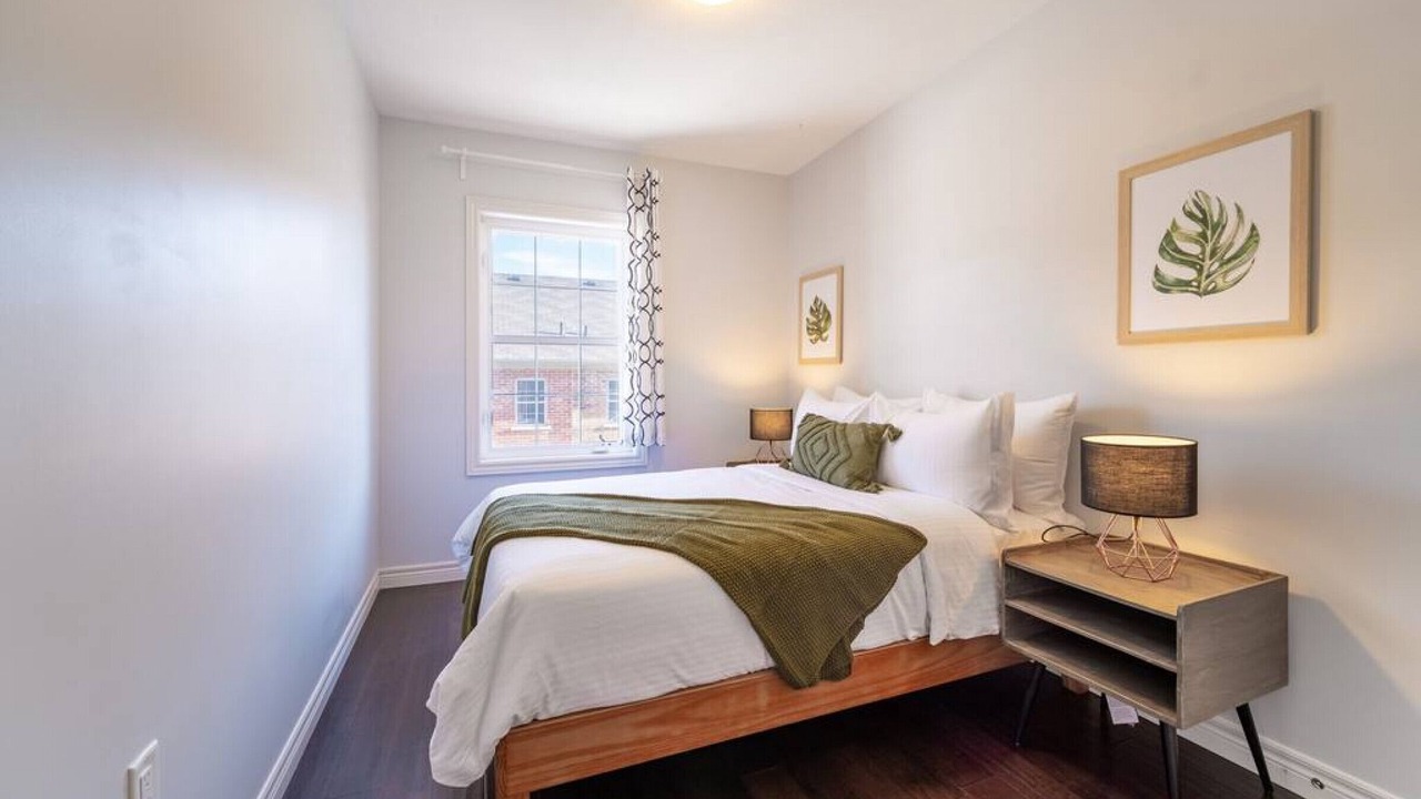 Photo of Bedroom in Mount Hope Huron Park