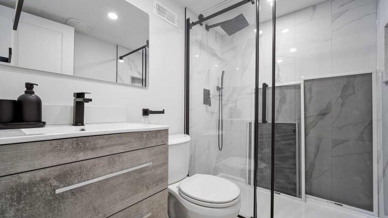 Photo of Bathroom in Rosemount