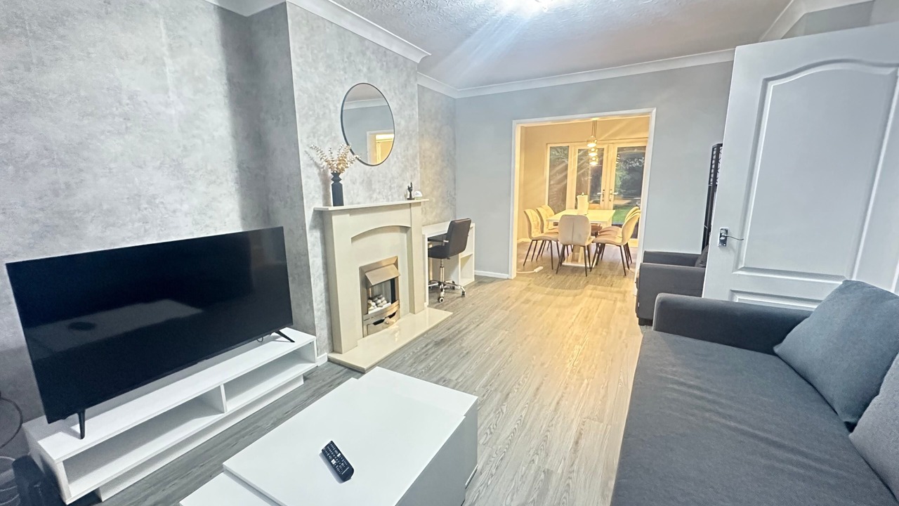 Photo of Livingroom in Cheadle