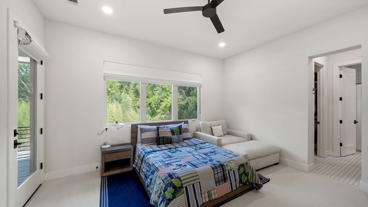 Photo of Bedroom in Dellana Hills