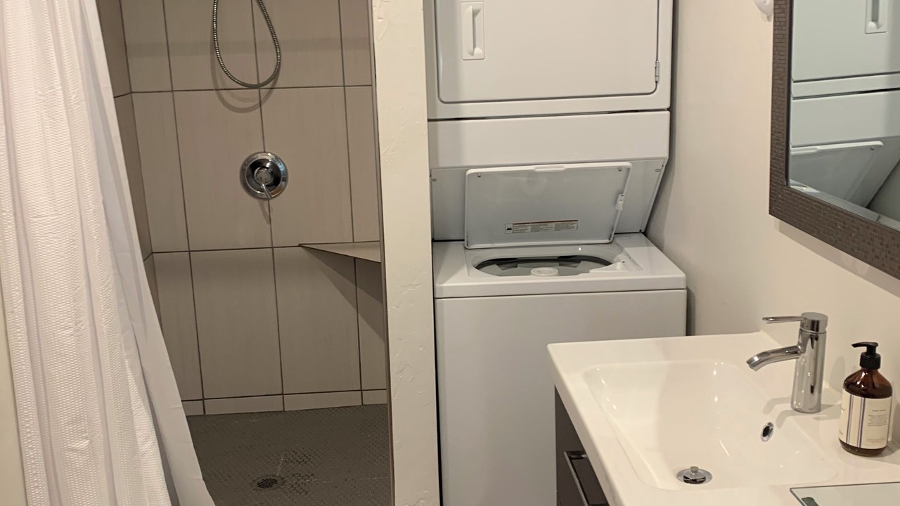 Photo of Bathroom in Central Oklahoma City