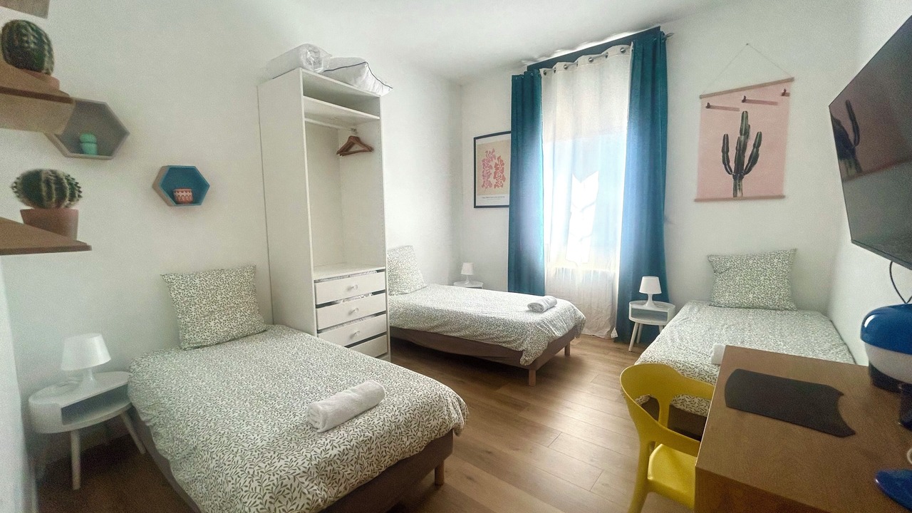 Photo of Bedroom in Douai