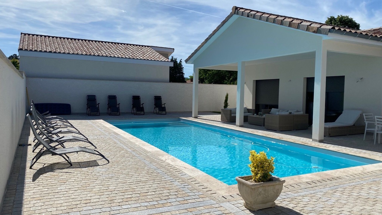 Photo of Outdoor in Creches-sur-Saone