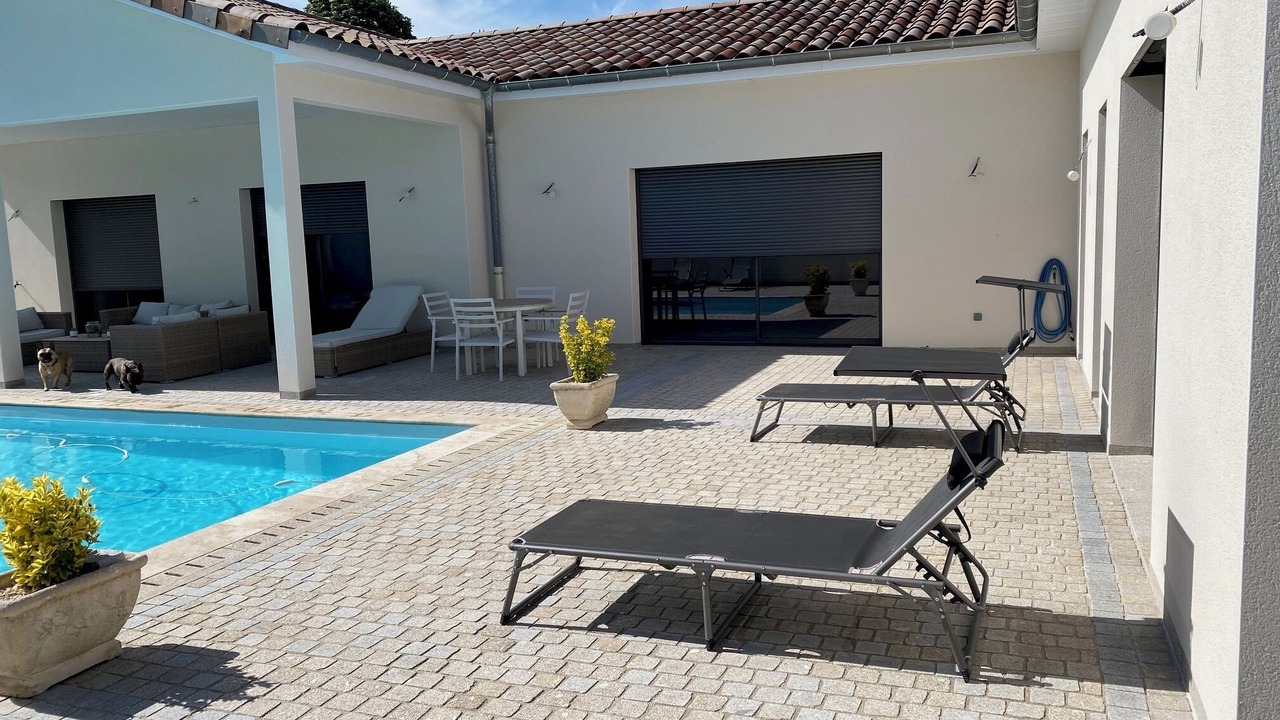 Photo of Outdoor in Creches-sur-Saone