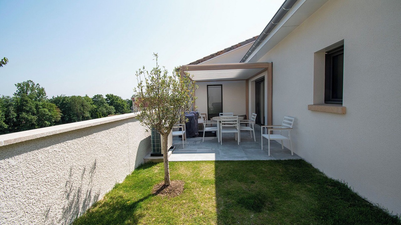 Photo of Outdoor in Creches-sur-Saone