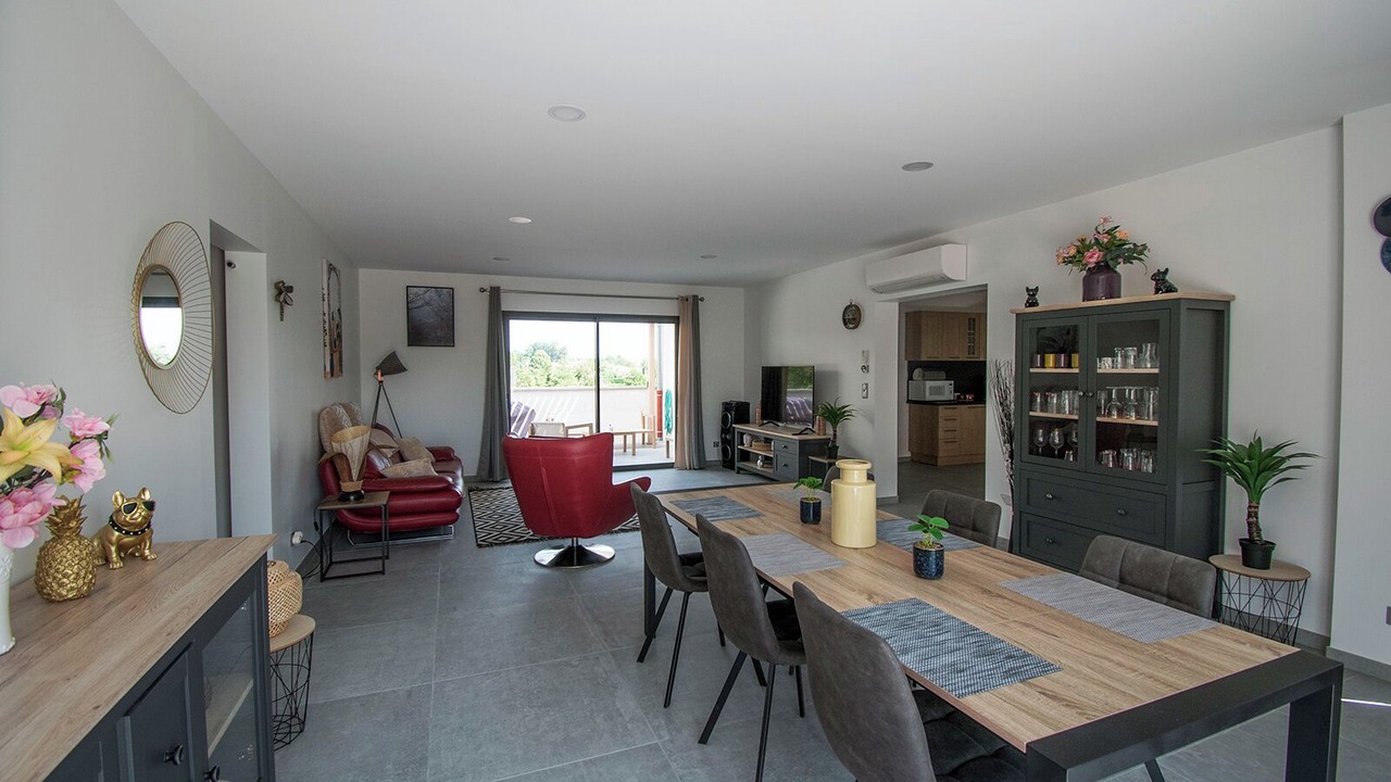 Photo of Others in Creches-sur-Saone