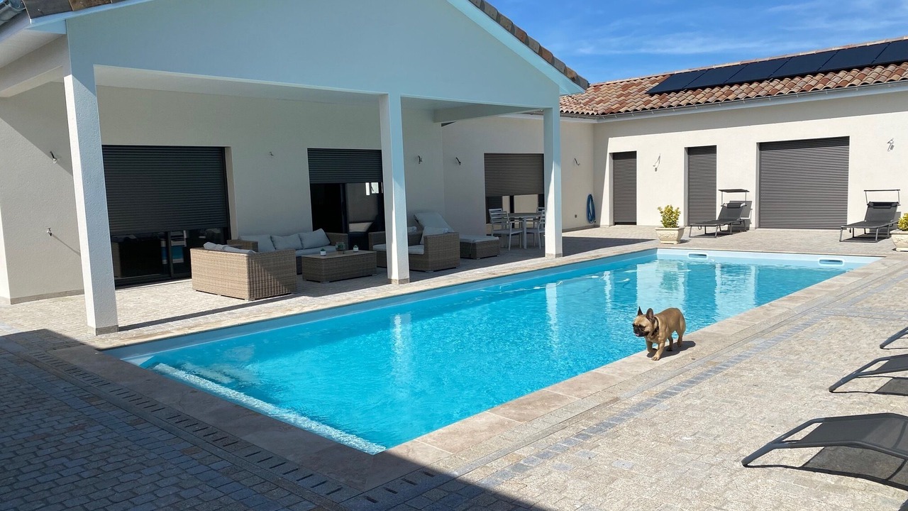 Photo of Outdoor in Creches-sur-Saone