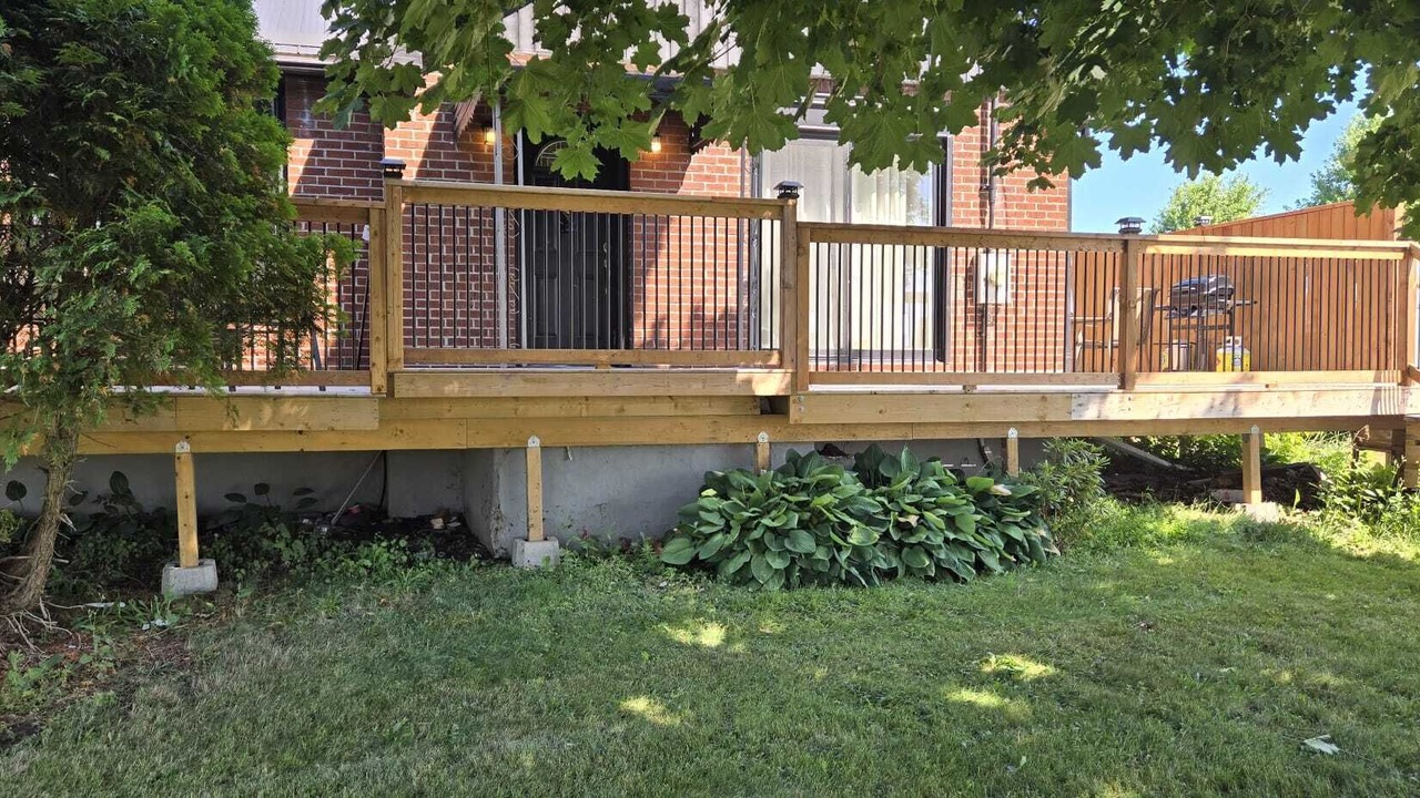 Photo of Patio Balcony in Cardinal