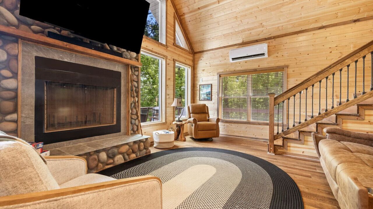 Photo of Bedroom in Luray